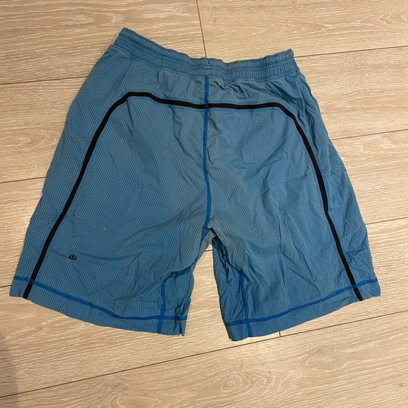 Lululemon Men’s - Pace Breaker Lined Short - Picture 3 of 3